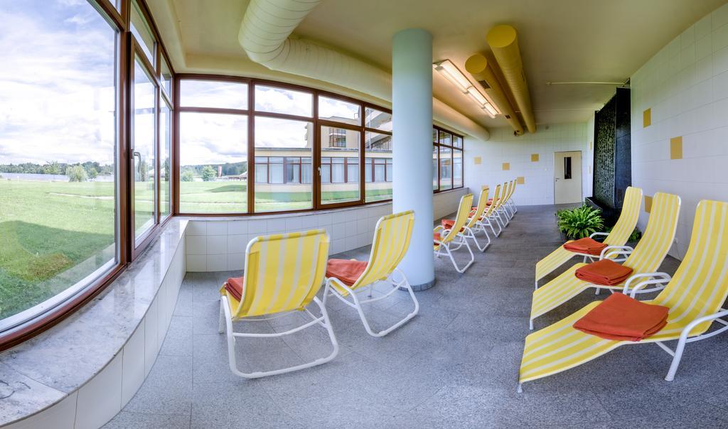 Gesundheitshotel Weissenstadt Am See Exterior photo