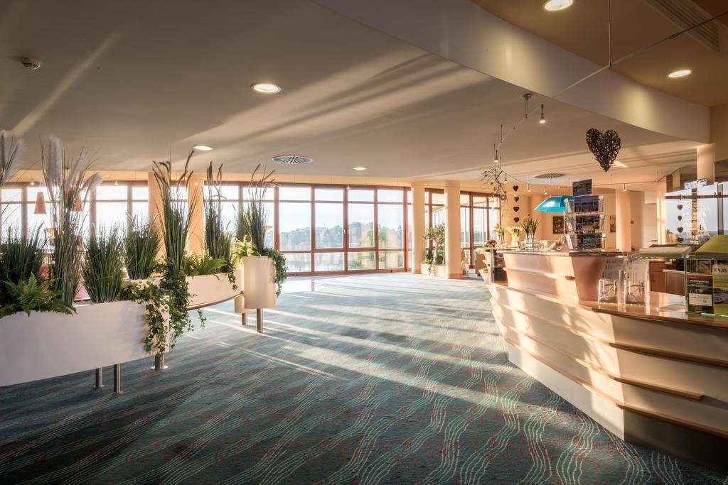 Gesundheitshotel Weissenstadt Am See Exterior photo